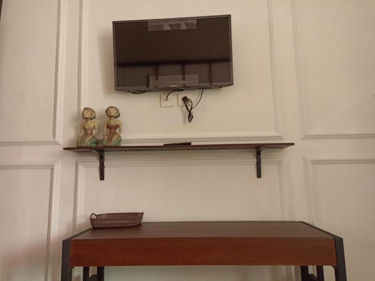 Mruyung Guest House Kota Lama Banyumas Mitra Reddoorz Экстерьер фото
