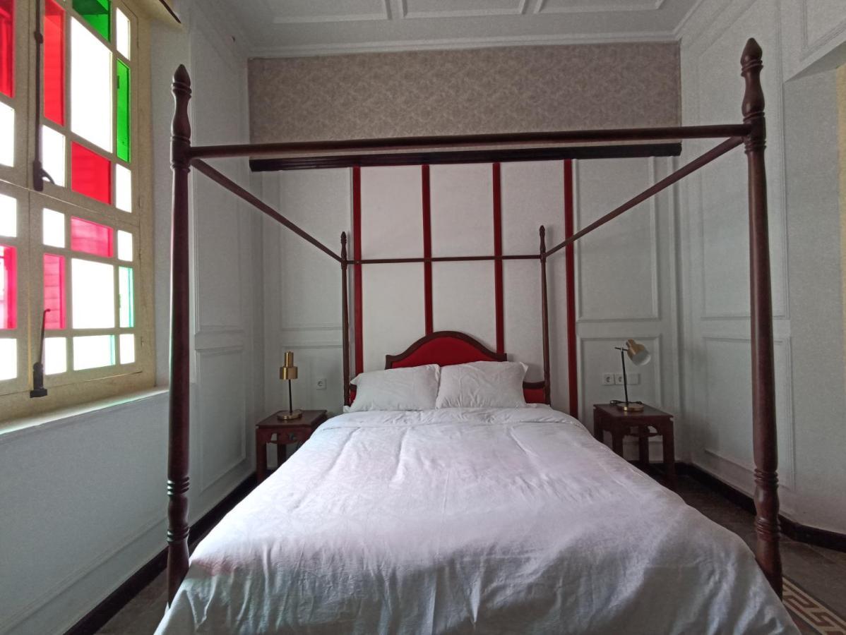 Mruyung Guest House Kota Lama Banyumas Mitra Reddoorz Экстерьер фото